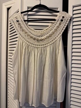 Crochet Yoke Sleeveless Tunic Top - Cream NWT